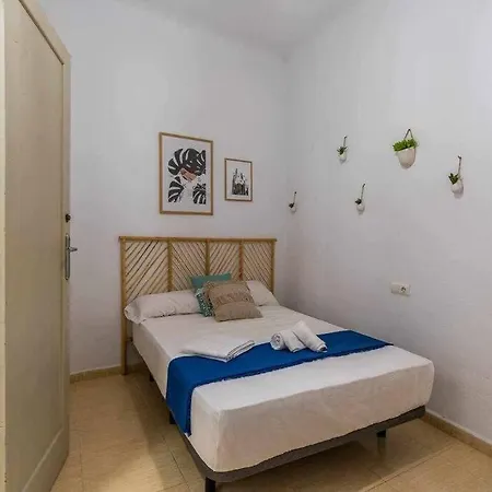 Santa Faz 1 Dcha 3 Camas Dobles Alicante